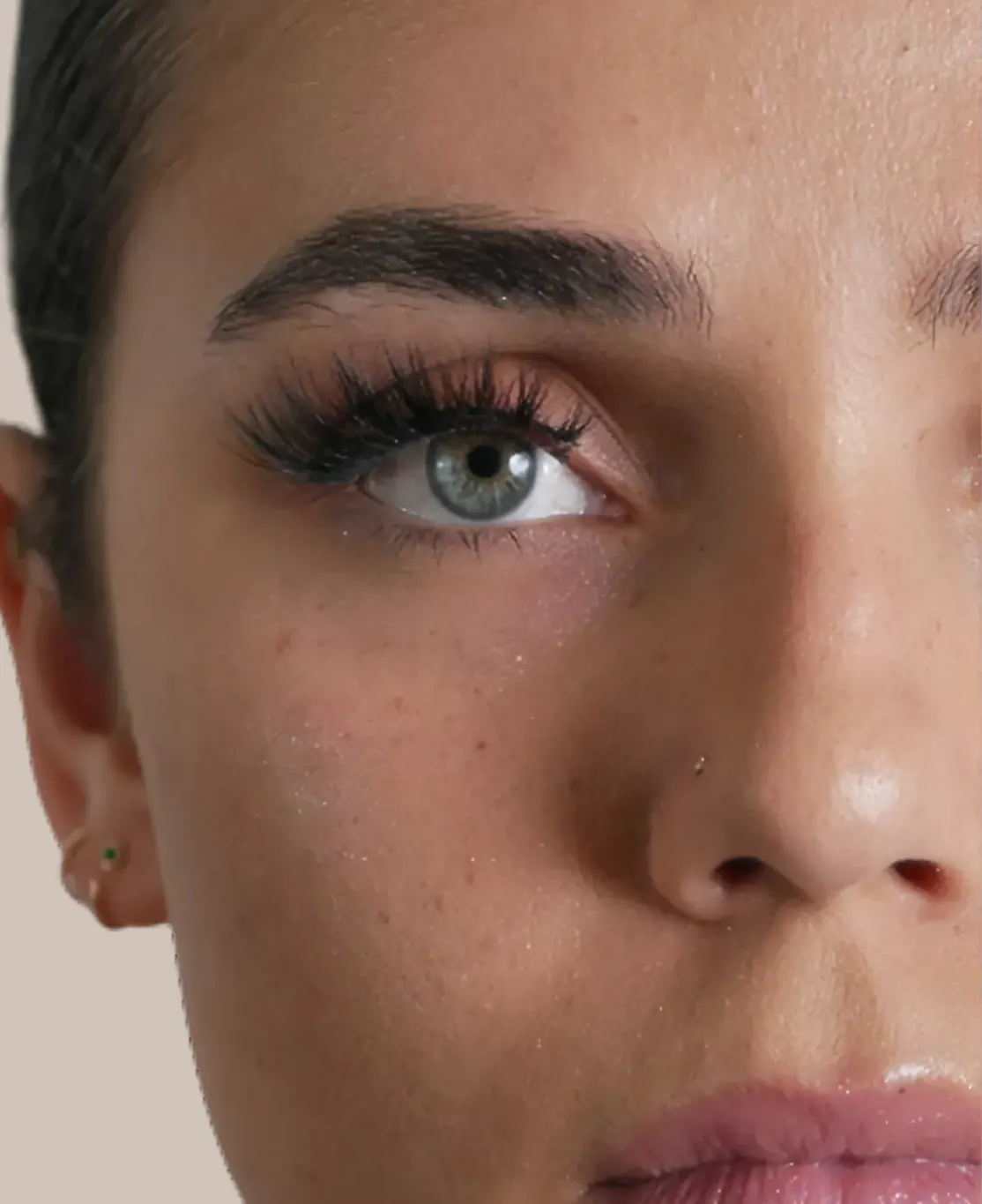 Close-up of a client's finished wispy lash set